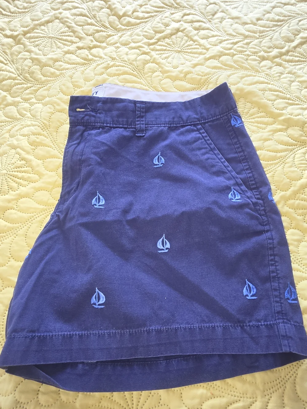 Old Navy Navy Blue Embroidered Sailboat Cargo Shorts